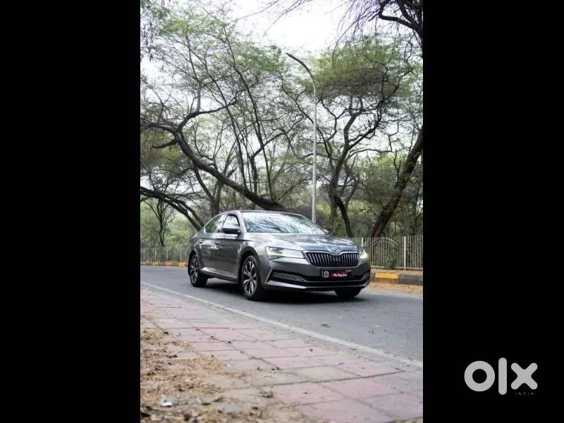 Skoda Superb 2.0 L&k Tsi At, 2023, Petrol