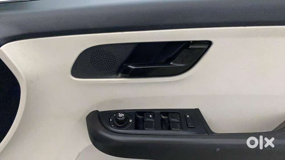 Tata Altroz Xm Plus (s), 2024, Petrol