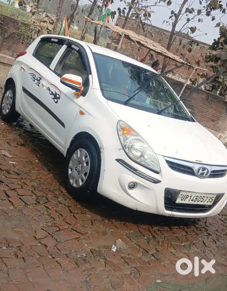 Hyundai I20 Crdi Magna 2010 Car