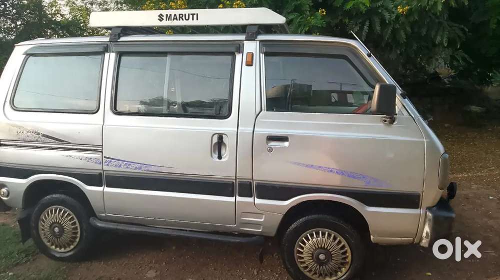Maruti Suzuki Omni 2010