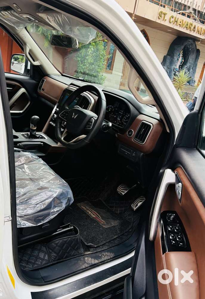 Mahindra Scorpio-n 2.0 Z8 L Petrol At 6 Str, 2023, Petrol