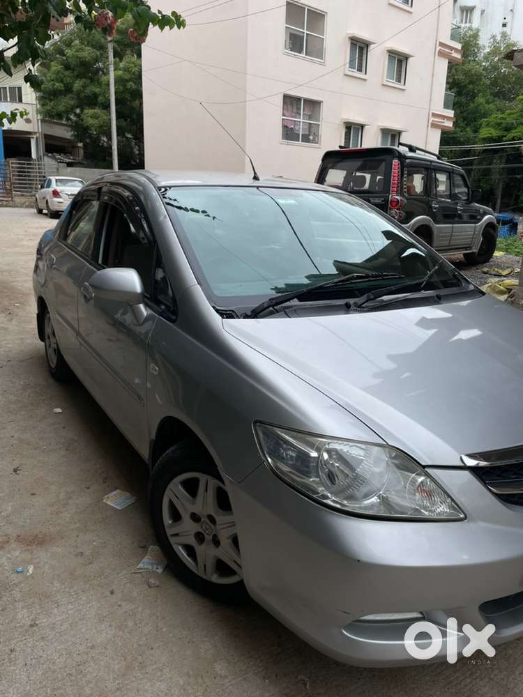 Honda City Zx 2006 Cng & Hybrids Good Condition