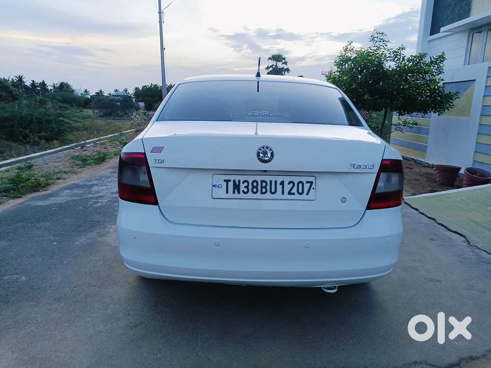 Skoda Rapid Diesel Manual 2013 Year
