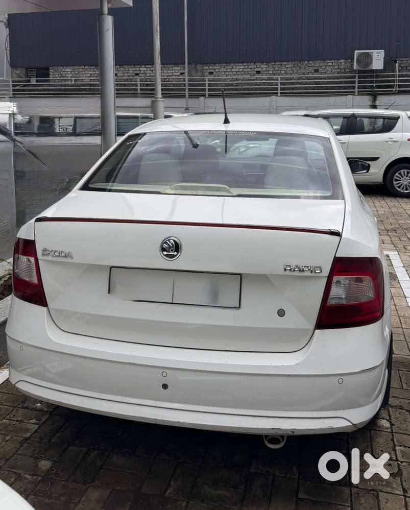 Skoda Rapid Tsi 2021 Petrol Well Maintained