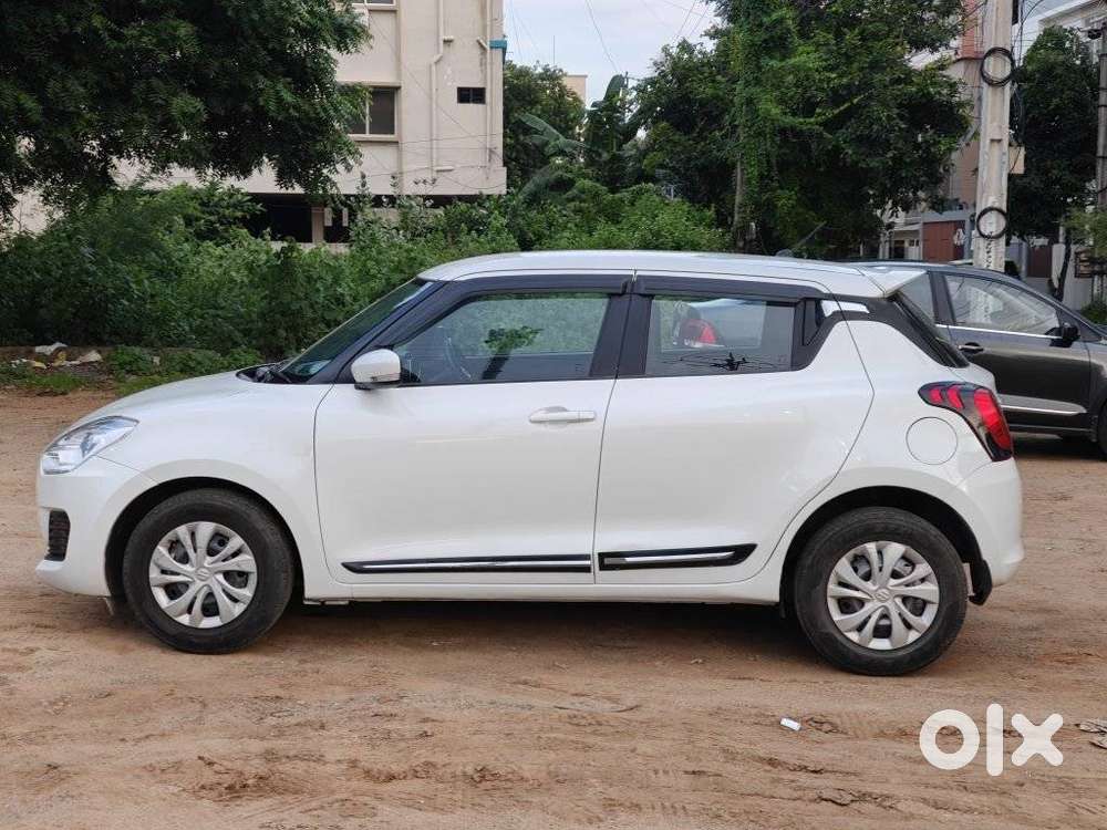 Maruti Suzuki Swift Vxi + Manual, 2020, Petrol