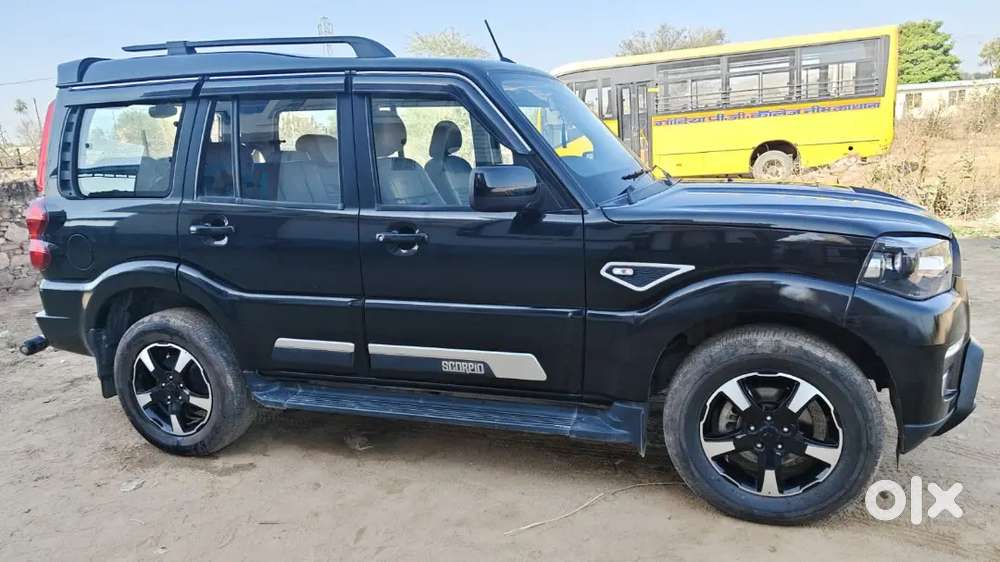 Mahindra Scorpio Classic 2026 Diesel Manual
