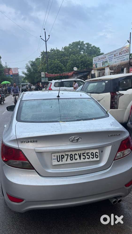 Hyundai Fluidic Verna 2012