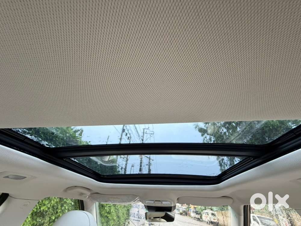 Mahindra Xuv 3xo Ax7 L At Tgdi 2025