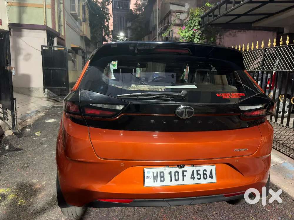 Tata Altroz 2024 Petrol Life Time Tax