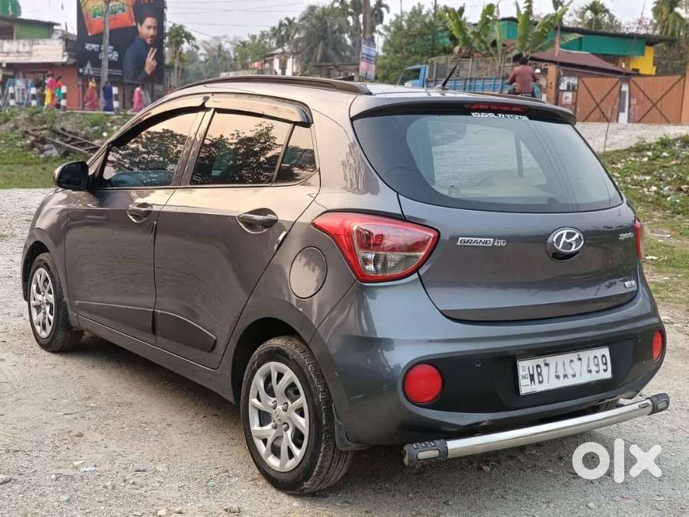 Hyundai Grand I10 Sportz(o) 1.2 Mt, 2017, Petrol