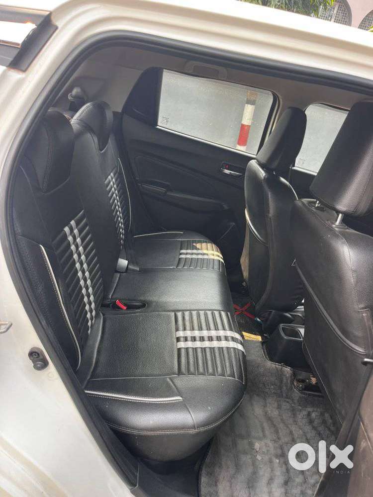 Maruti Suzuki Swift Vxi + Manual, 2022, Petrol