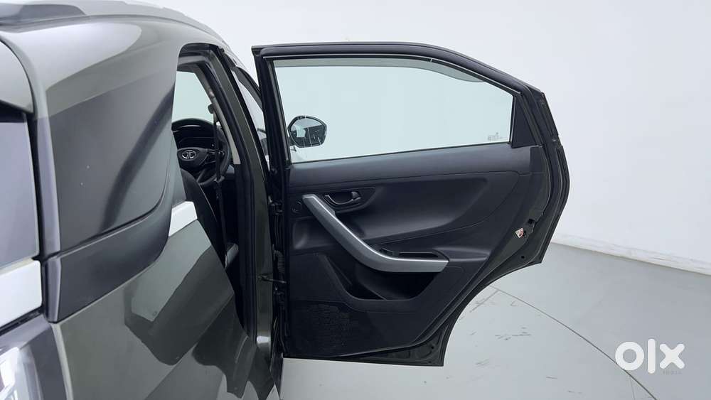 Tata Nexon 1.2 Revotron Xm (s), 2021, Petrol