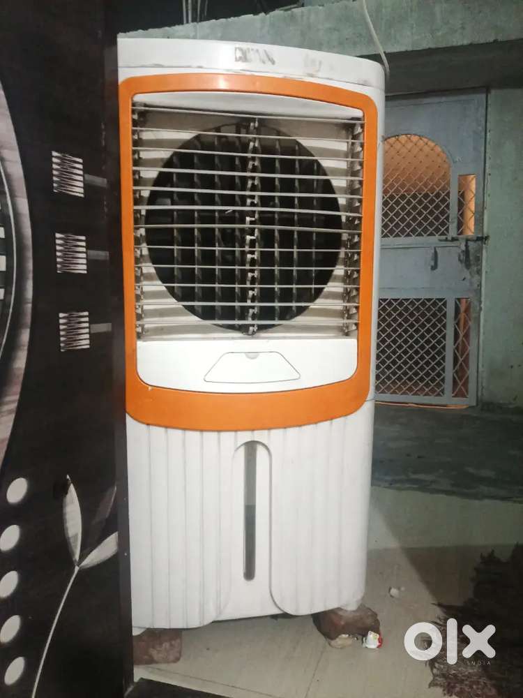 Find 4691 Used ACs for Sale in Vinod Nagar - Second Hand ACs on OLX