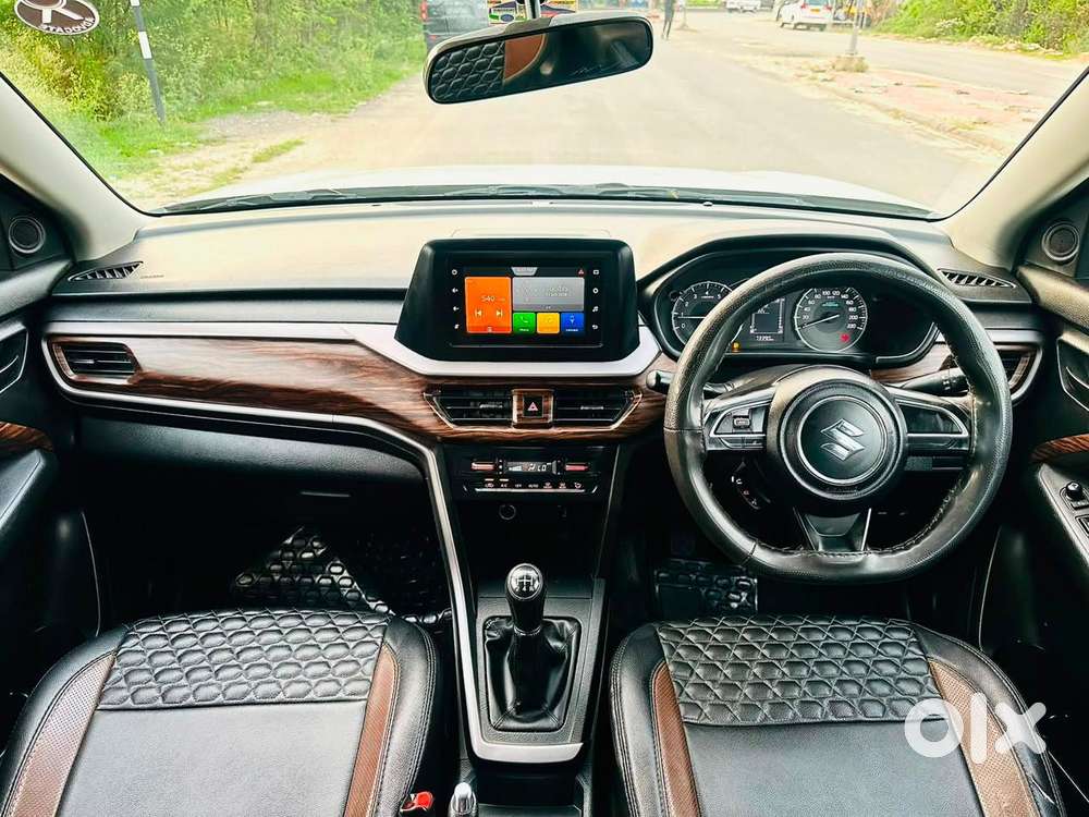 Maruti Suzuki Brezza 1.5 Vxi Smart Hybrid, 2023, Petrol