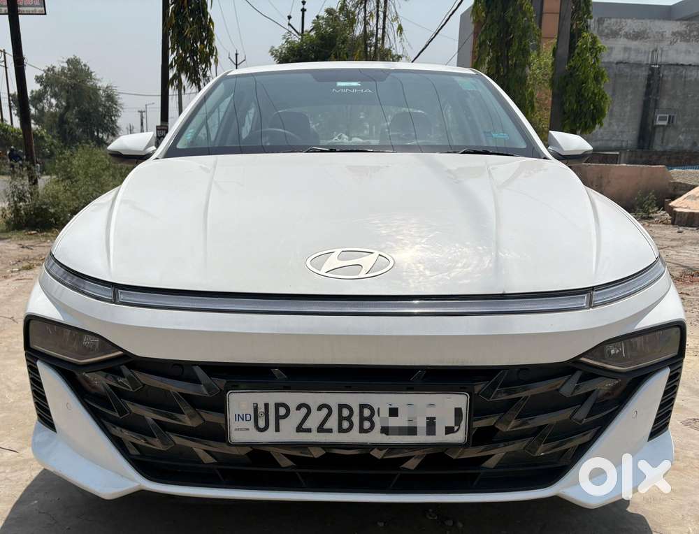 Hyundai Verna 1.5 Sx Vtvt Ivt, 2024, Petrol