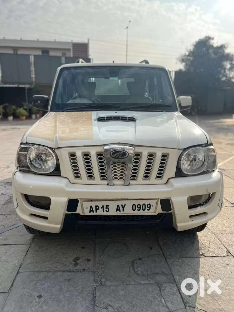 Mahindra Scorpio, 2011, Diesel