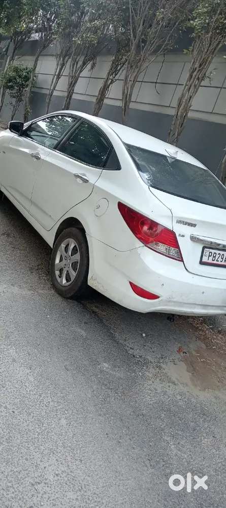 Hyundai Verna Crdi 2011 Diesel Manual
