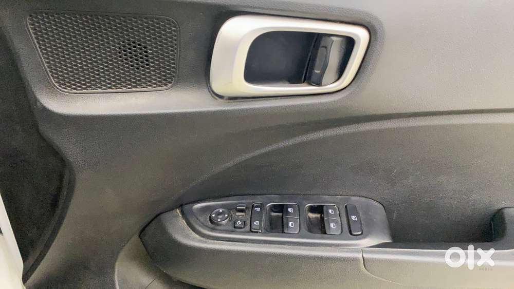 Hyundai Venue 1.0 Sx Turbo Imt, 2021, Petrol