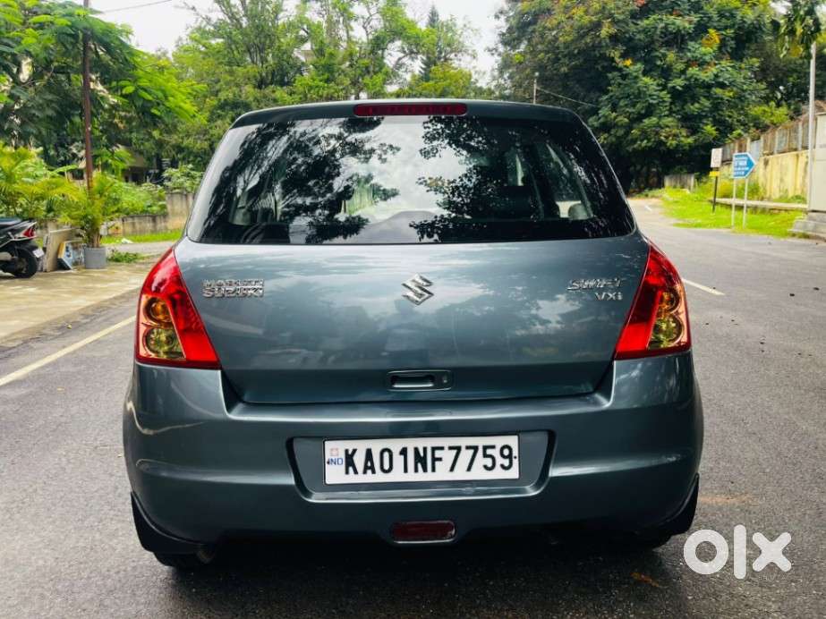Maruti Suzuki Swift Vxi 1.2 Abs Bs-iv, 2011, Petrol