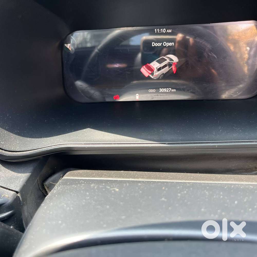 Tata Safari Pure Plus S Dark Edition At, 2024, Diesel