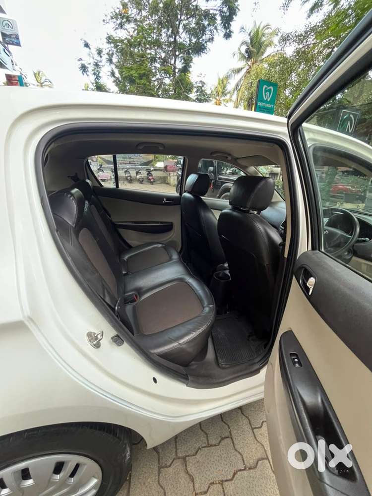 Hyundai I20 Magna, 2012, Petrol