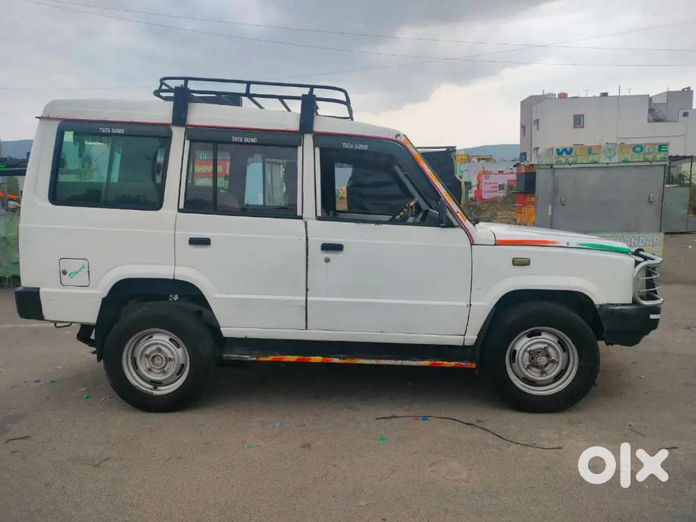 Tata Sumo A1 10 Seater Vehicle