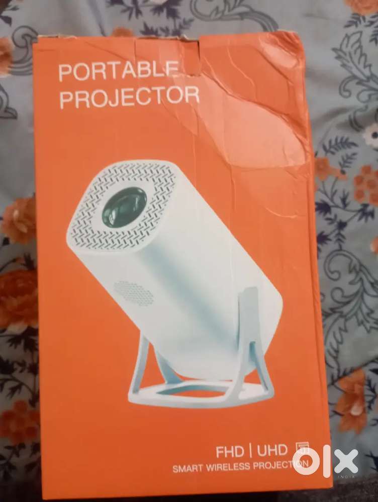 Smart android projector