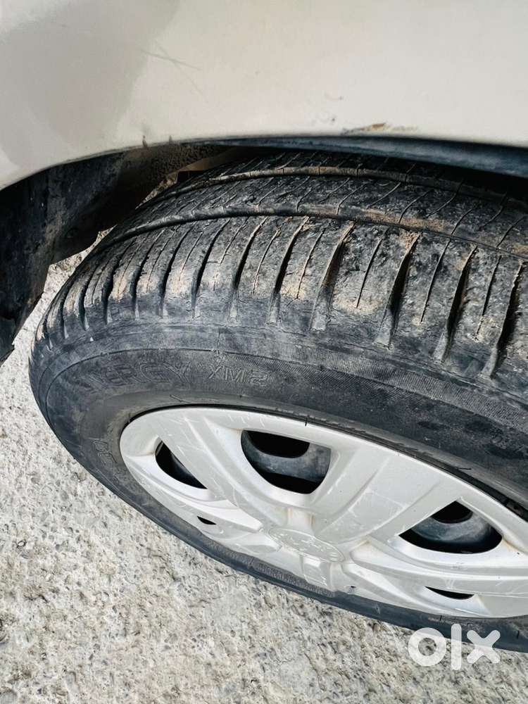 Skoda Fabia Petrol Manual 2012