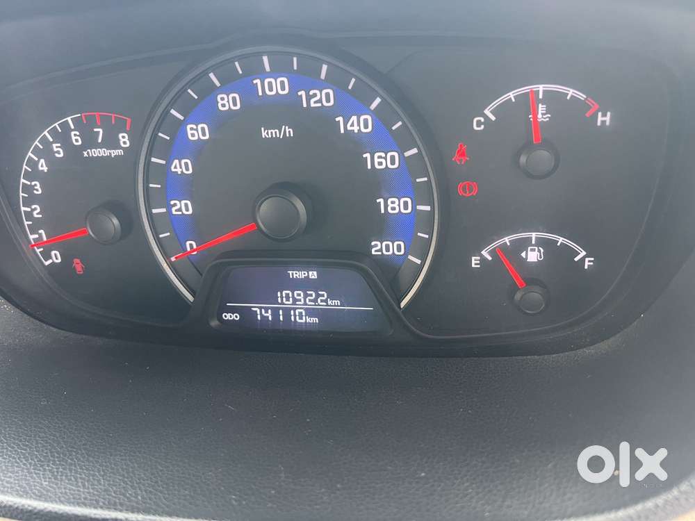 Hyundai Xcent, 2015, Petrol