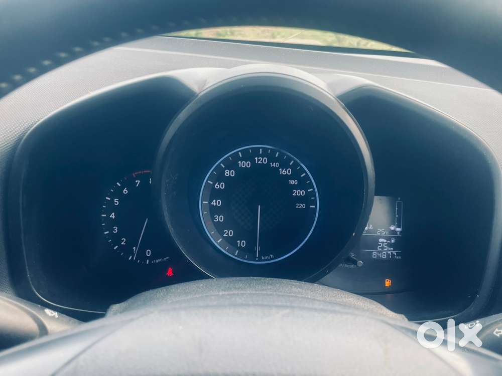 Hyundai Venue Petrol 2021
