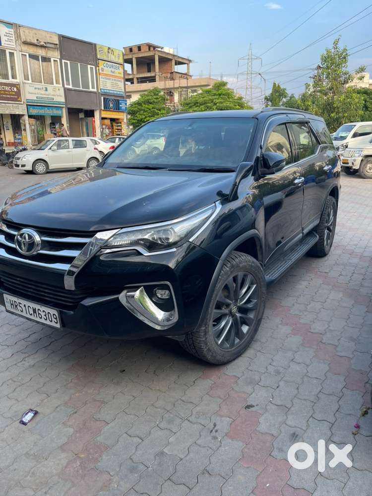 Toyota Fortuner Diesel 2019