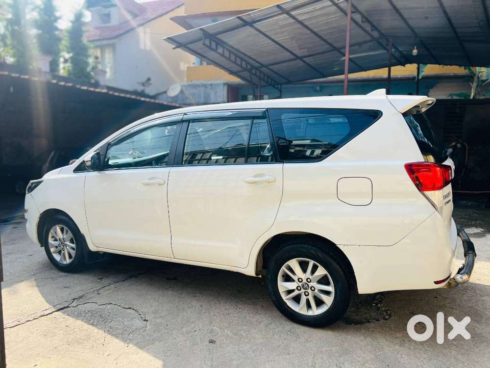 Innova Crysta 2.4 G For Sale
