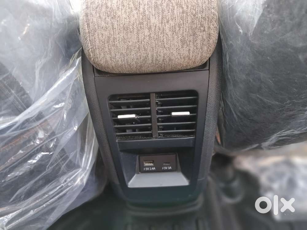 Tata Curvv Pure Plus S 1.2 Revotron Petrol 6mt, 2025, Petrol