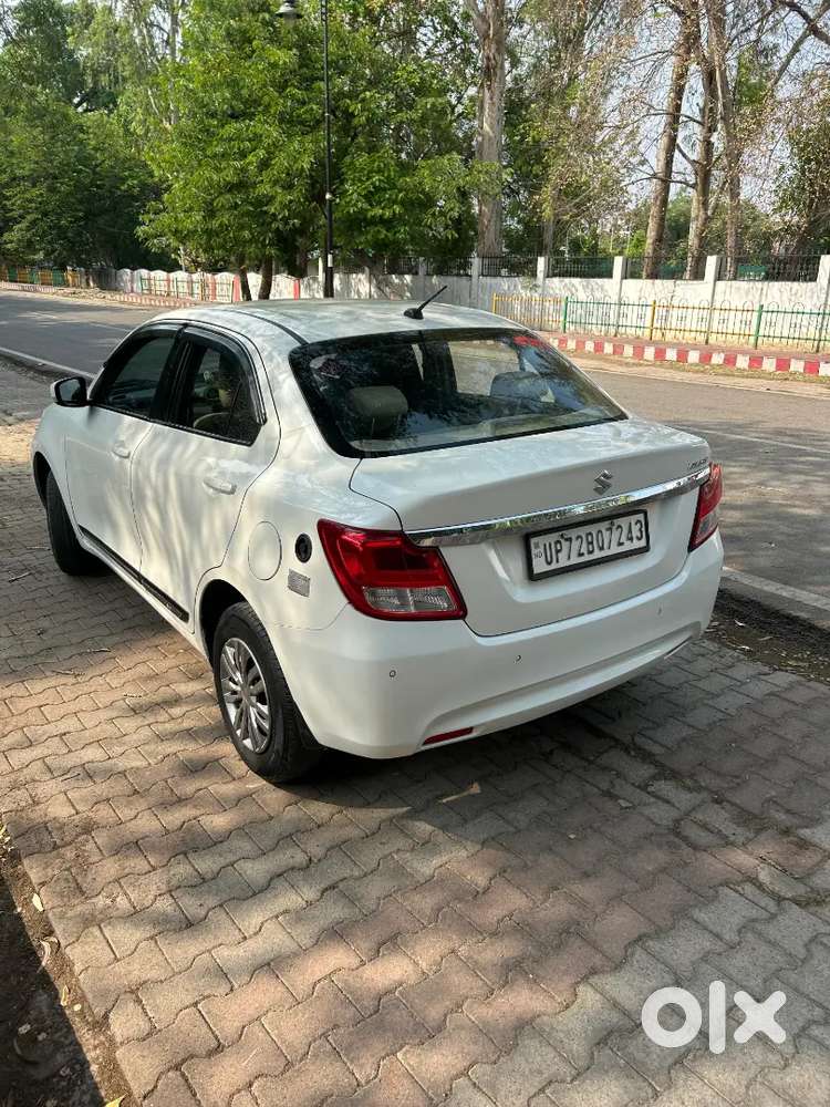 Maruti Suzuki Dzire 2022 Cng & Hybrids 82500 Km Driven