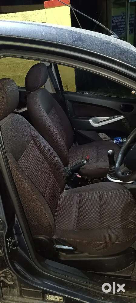 Ford Figo Diesel Zxi 2011 Car