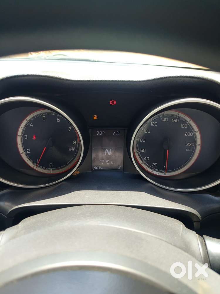 Maruti Suzuki Swift Amt Vxi, 2018, Petrol