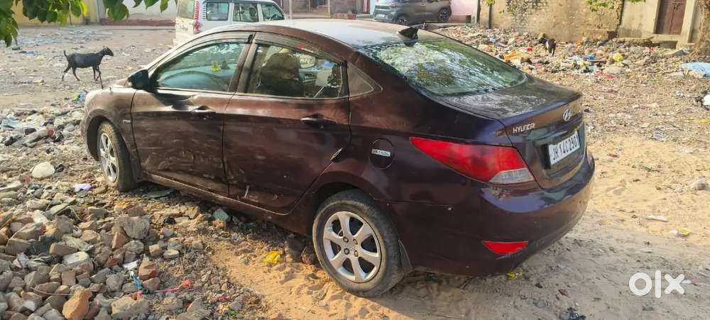 Hyundai Verna 2013 Petrol Well Maintained