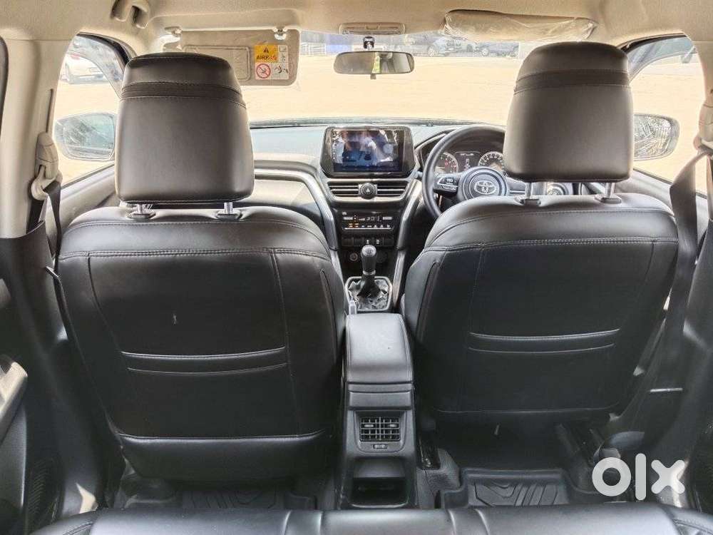 Toyota Urban Cruiser Hyryder, 2024, Petrol