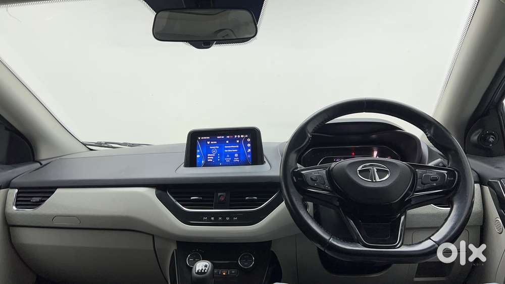 Tata Nexon Xz Plus (hs), 2022, Petrol