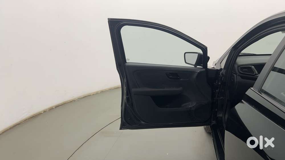 Tata Altroz 1.5 Xz Plus Diesel Dark Edition, 2022, Diesel