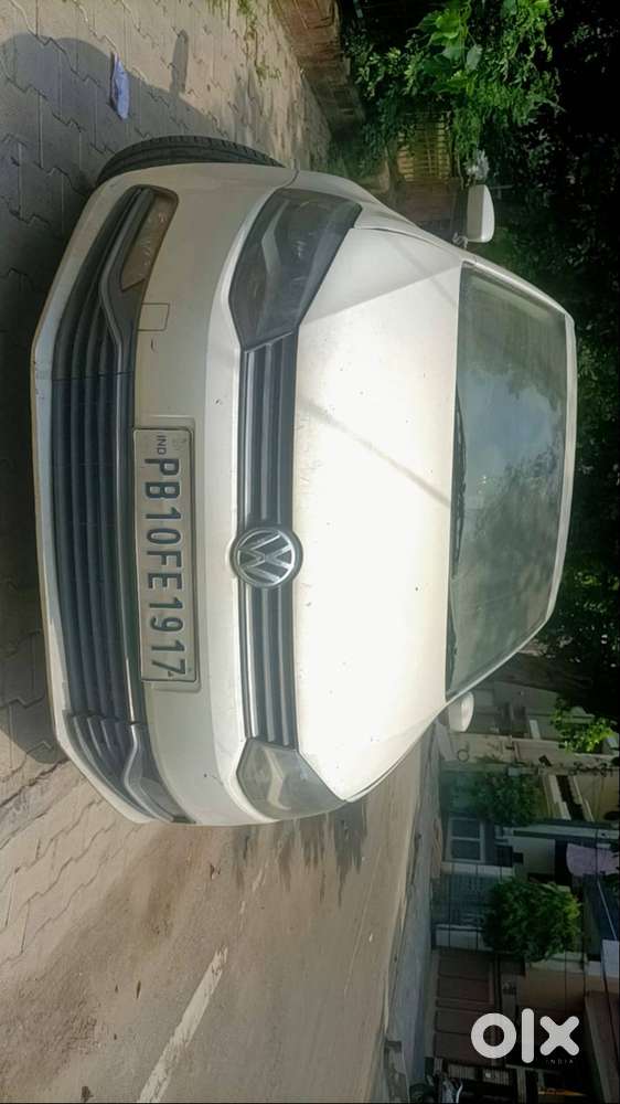 Volkswagen Polo 2015 Year
