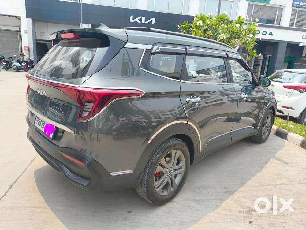 Kia Carens Petrol Manual 2024