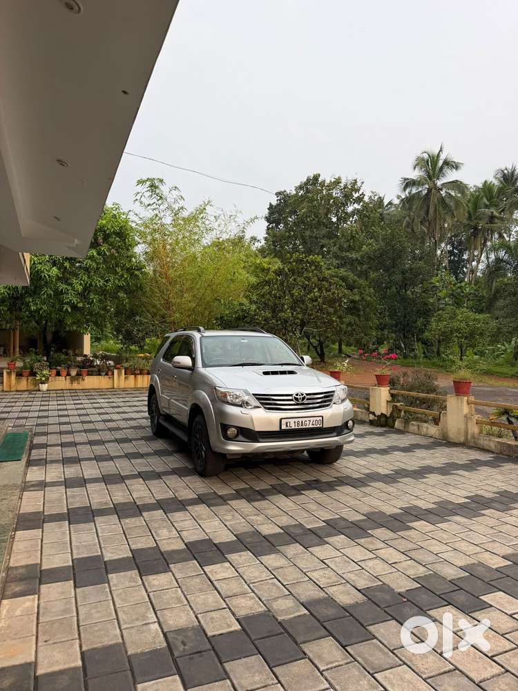 Toyota Fortuner 4x2 At, 2014, Diesel