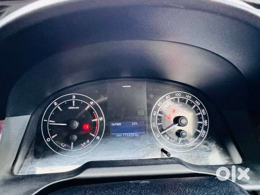 Toyota Innova Crysta G 8 Str, 2017, Diesel