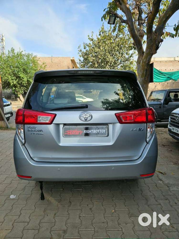 Toyota Innova Crysta 2.4 Vx Mt, 2019, Diesel