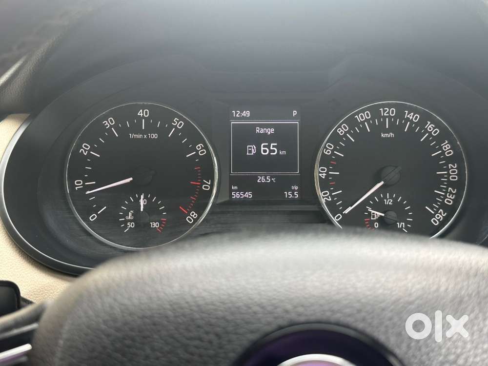 2015 Skoda Octavia Petrol Automatic Elegance, Sunroof, 2nd Own, 56k Km