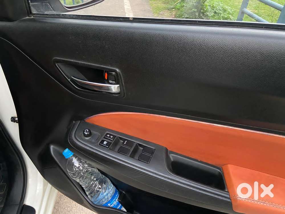 Maruti Suzuki Swift Vvt Zxi, 2022, Petrol