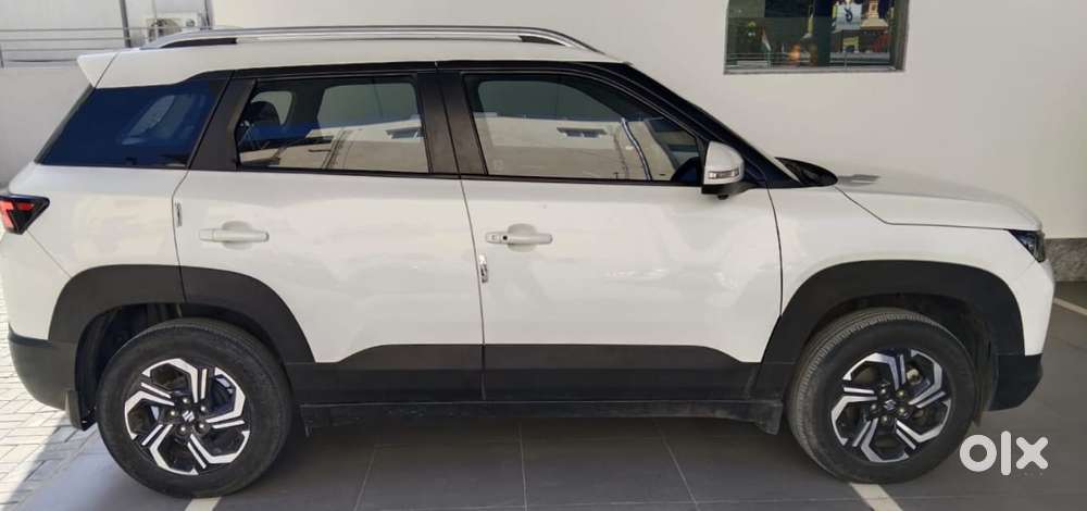 Maruti Suzuki Brezza 1.5 Zxi Smart Hybrid, 2024, Petrol