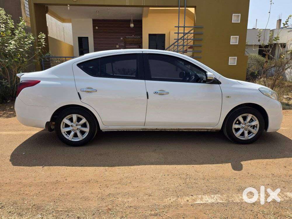 Nissan Sunny Special Edition, 2013, Diesel