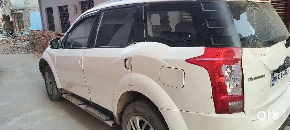 Mahindra Xuv500 2015